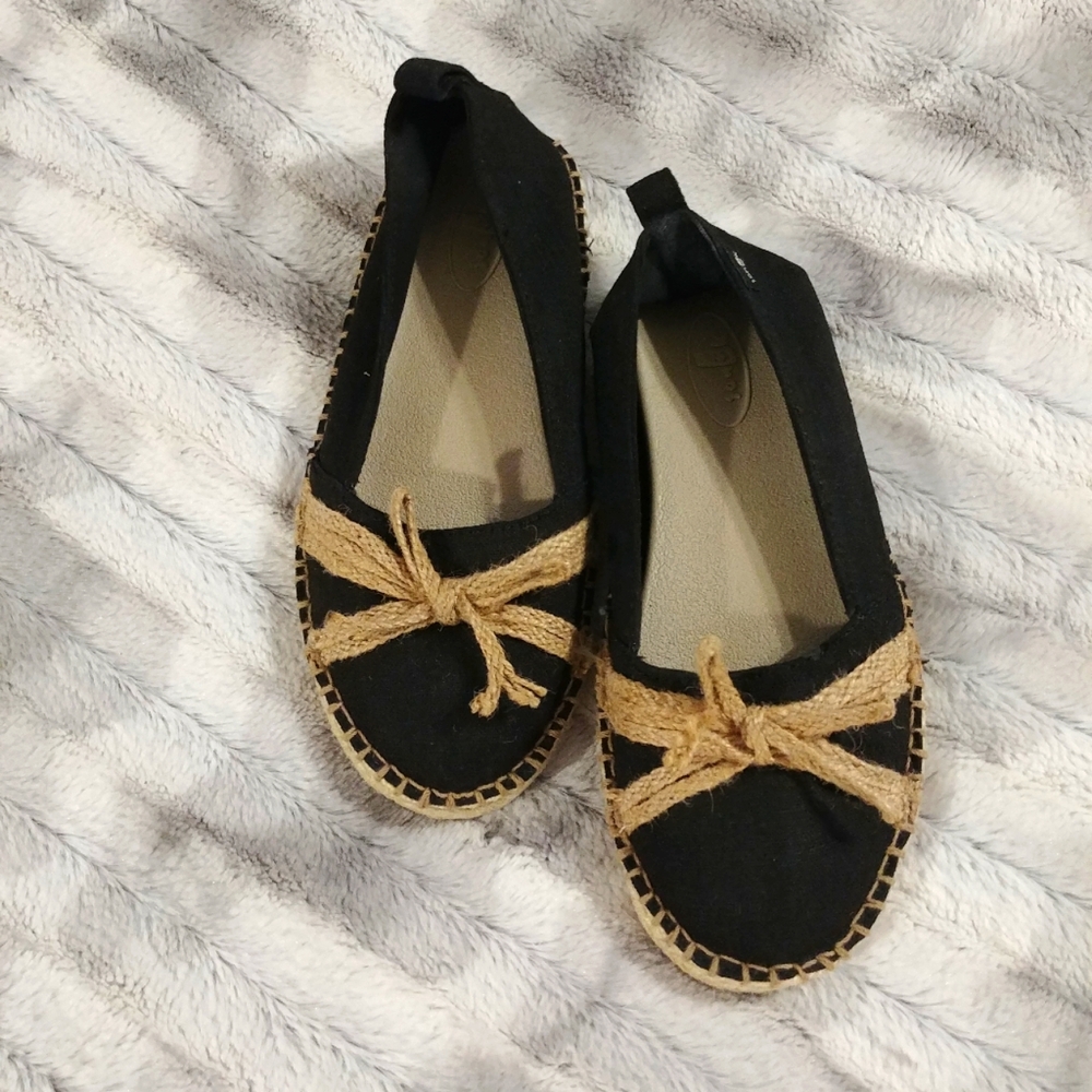 Sanuk Black and Tan Espadrilles
